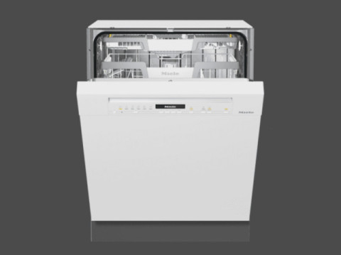 G7104 CSCU BW G7104 CSCU BW